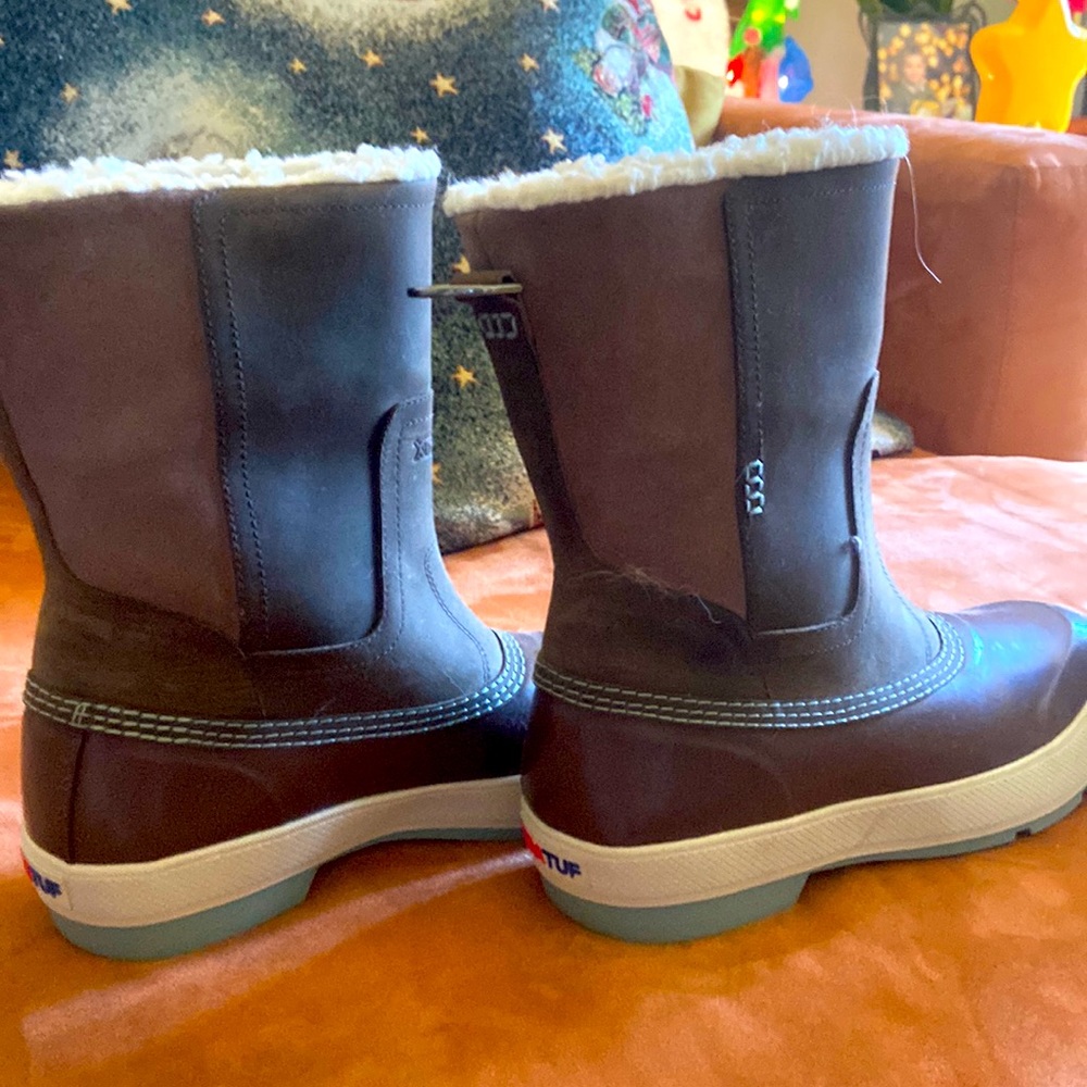 Xtra tuf winter boots. Brown brand new. Never worn